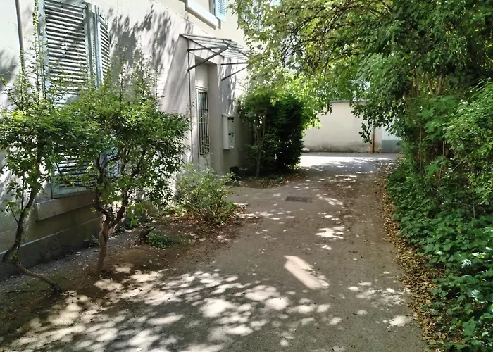 Appartement Chaleureux Meublé 3 étoiles 40m2 *